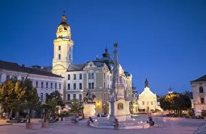 Images Dated 4th July 2013: Szechenyi Square at dusk, Pecs, Southern Transdanubia, Hungary