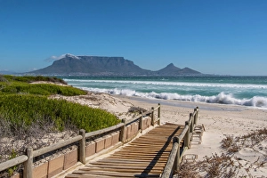 Bloubergstrand Prints: Table Mountan and Bloubergstrand, Cape Town, Western Cape, South Africa