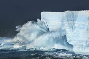Wind Prints: Tabular iceberg with breaking waves near Zavodovski Island - South Sandwich Islands