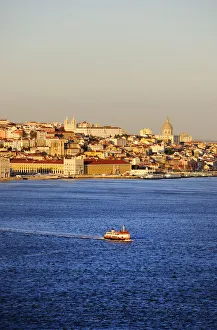 Aerial Photo Gallery: The Tagus river (rio Tejo) and the historical center of Lisbon, capital of Portugal