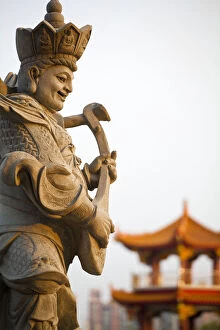 Images Dated 27th April 2012: Taiwan, Kaohsiung, Lotus pond, Statues on bridge leading to Giant 72 meter high statue