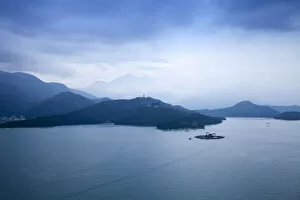 Images Dated 27th April 2012: Taiwan, Nantou, View of Sun Moon Lake from Hanbi Peninsula