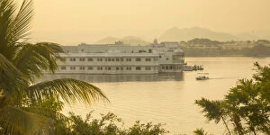 Taj Lake Palace Collection: Taj Lake Palace, Lake Pichola, Udaipur, Rajasthan, India
