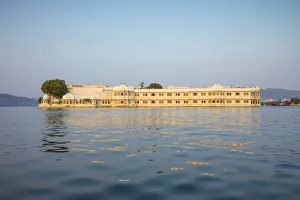 Taj Lake Palace, Lake Pichola, Udaipur, Rajasthan, India