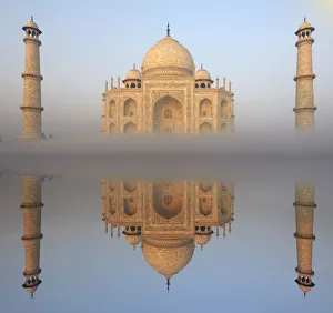 The Taj Mahal, UNESCO World Heritage Site, Agra, Uttar Pradesh, India