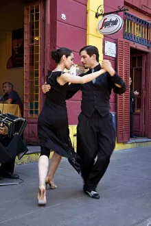 Images Dated 3rd October 2008: Tango Dancers, Caminito, La Boca, Buenos Aires, Argentina