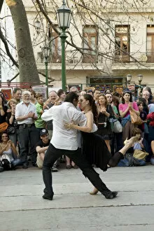 Images Dated 1st September 2008: Tango dancers, San Telmo, Buenos Aires, Argentina