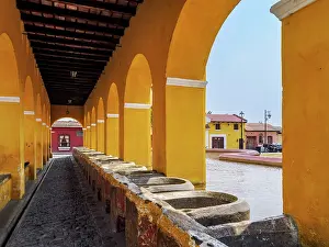 Guatemalan Prints: Tanque La Union, Antigua Guatemala, Sacatepequez Department, Guatemala