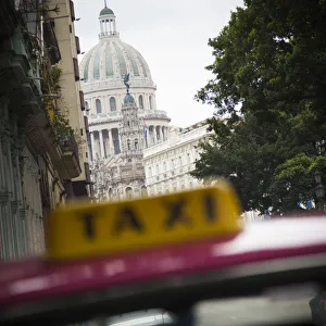 Taxi and Capitolio building, Havana, Cuba