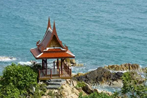Images Dated 2nd September 2011: Temple in Bo Phut, Ko Samui, Thailand