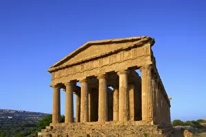 Images Dated 27th August 2014: Temple of Concord, Valley of the Temples, Agrigento, Sicily, Italy