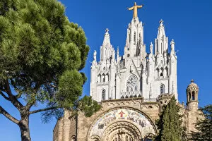 Images Dated 4th February 2021: Temple Expiatori del Sagrat Cor or Expiatory Church of the Sacred Heart of Jesus