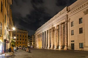 Images Dated 21st September 2020: Temple of Hadrian, Rome, Lazio, Italy