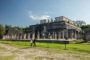 Mayan Gallery: Temple of the Warriors, Chichen Itza, Yucatan, Mexico