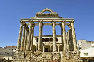 Romans Collection: Templo de Diana (Diana Temple), a roman temple dating back to the 1st century BC