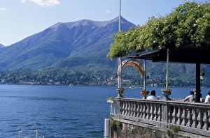 Bellagio Prints: Terrace of the Grand Hotel Villa Serbelloni in Bellagio