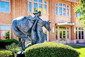 Texas, Fort Worth, National Cowgirl Hall Of Fame & Museum, High Desert Princess Statue, Sculptor Mehl Lawson, Showcases Contribution Of Women In The West