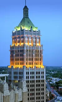 Images Dated 7th August 2017: Texas, San Antonio, 1929 Gothic Revival Styled Tower Life Building, Originally Called
