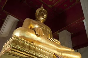 Buddha Statue Gallery: Thailand, Ayutthaya, Ayutthaya Historical Park, Buddha Statue in Wat Phra Mongkhon Bophit