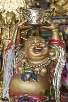 Images Dated 30th January 2015: Thailand, Bangkok, Khaosan Road, Wat Chana Songhram, Happy Buddha Statue