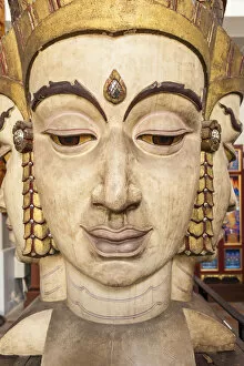 Images Dated 23rd August 2018: Thailand, Bangkok, National Museum of Bangkok, large wooden head sculpture