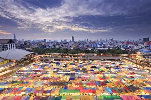 Thailand, Bangkok, Talad Rod Fad Ratchada (Train night market)