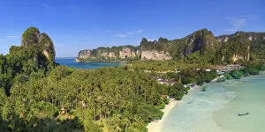 Images Dated 3rd January 2017: Thailand, Krabi, Hat Railay Beach