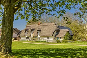 Horizontal Gallery: Thatched Cottage, Barrington, Cambridgeshire, England
