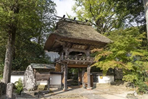 Thatched gate at Bussanji, a Rinzai Zen temple in Yufuin, Oita Prefecture, Japan