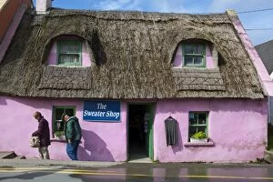 Country Side Gallery: Thatched Handycrafts Store, Doolin, Co Clare, Ireland