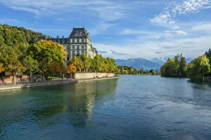 Aare Gallery: Thun with River Aare and art museum, Berner Oberland, Switzerland