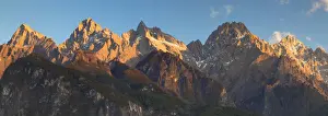 Tiger Leaping Gorge and Jade Dragon Snow Mountain (Yulong Xueshan), Yunnan, China