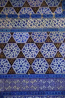 Images Dated 13th June 2013: Tiles in Circumcision Room, Summer Pavilion, Topkapi Palace, Istanbul, Turkey