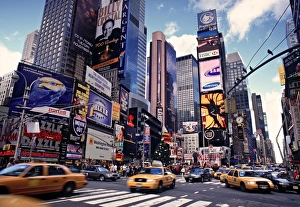 <b class=qtipBold><figcaption>Times Square</figcaption></b><br>Times Square, New York City, USA<br><em>© Doug Pearson</em> Times Square