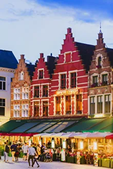 Brugge Gallery: Tourists sitting in caf√®on Bruges main square, Belgium