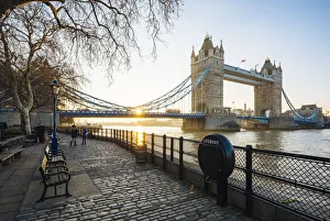 Tower Bridge Prints: Tower Bridge at dawn, London, England, UK