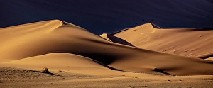 Towering sand dunes and blue sky, Sossusvlei, Namib-Naukluft National Park, Namib Desert, Namibia