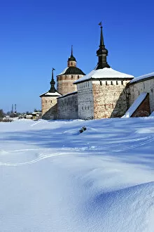 Images Dated 26th July 2010: Towers of Kirillo-Belozersky Monastery, Kirillov, Vologda region, Russia