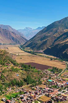 Urubamba Valley Prints: Town of Taray, Taray District, Sacred Valley, Calca Province, Cusco Region, Peru