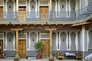 Bukhara Gallery: A traditional courtyard of a house of Bukhara, nowadays the Boutique Minzifa Hotel