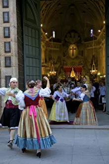 Images Dated 21st March 2011: Traditional Dancing Outside The 13th Century Iglesia y Convento Del Carmen, Valencia