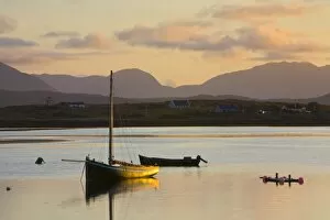 Sun Set Gallery: Traditional Galway hooker, Roundstone Harbour, Connemara, Co
