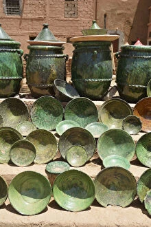 Images Dated 2nd July 2014: Traditional green pottery from Tamegroute, Zagora region. Morocco