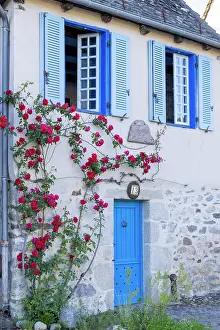 Limousin Prints: A traditional house next to the Dordogne river