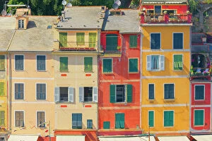 Images Dated 15th November 2022: Traditional houses facade, Portofino, Liguria, Italy