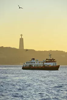Images Dated 2nd December 2016: A traditional passenger boat (cacilheiro) crossing the Tagus river between Almada
