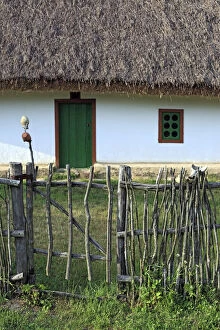 Images Dated 26th July 2010: Traditional village house, Subbotov, Cherkasy Oblast, Ukraine