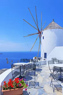Images Dated 24th May 2019: Traditional windmill, Oia, Santorini, Cyclades Islands, Greece