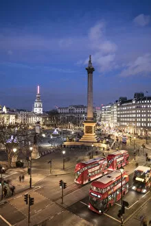 Images Dated 17th January 2018: Trafalgar Square, London, England, UK