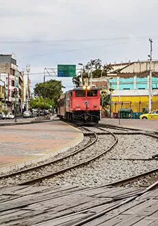 Images Dated 9th October 2018: Train leaving Riobamba, Chimborazo Province, Ecuador